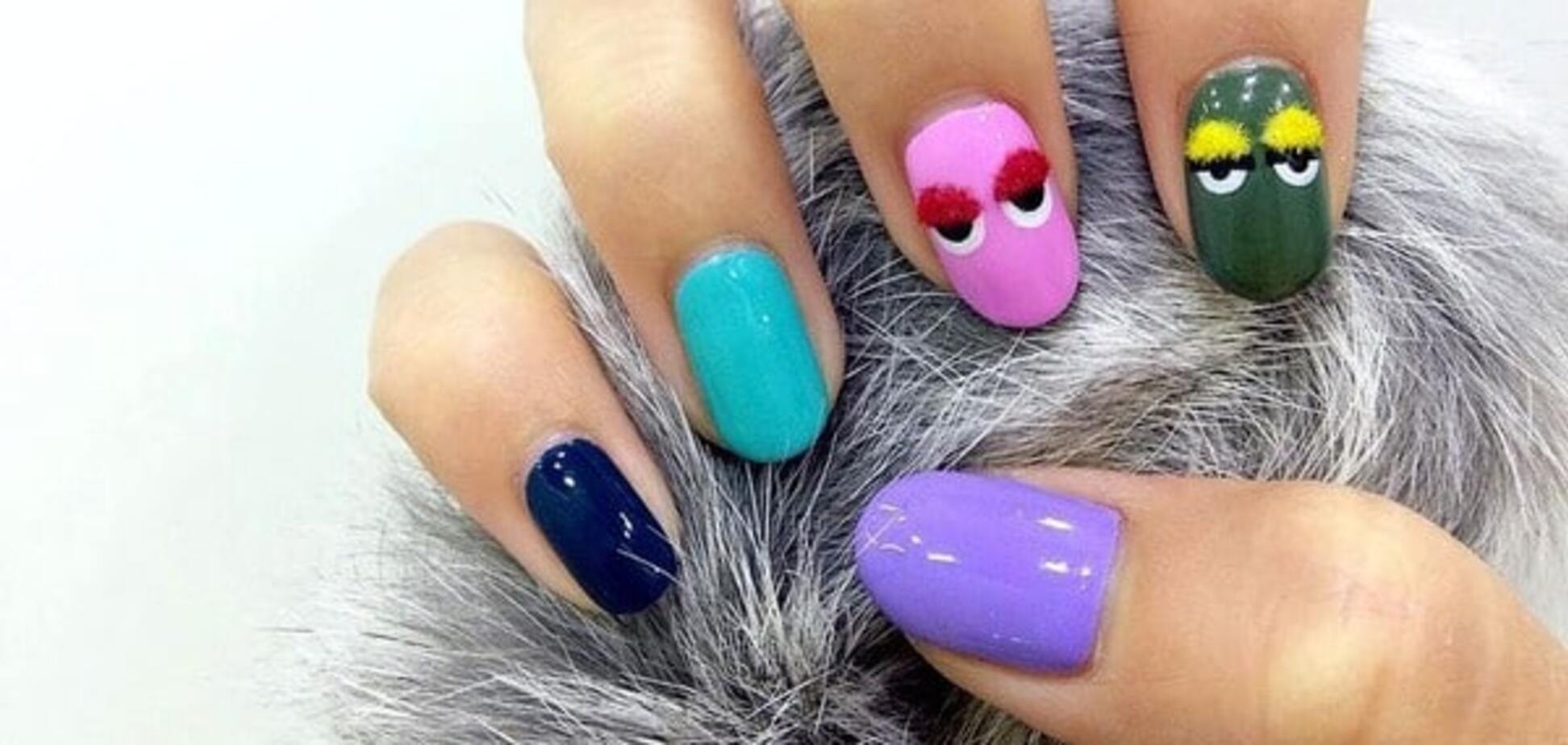 Ногти с помпонами: новый модный тренд