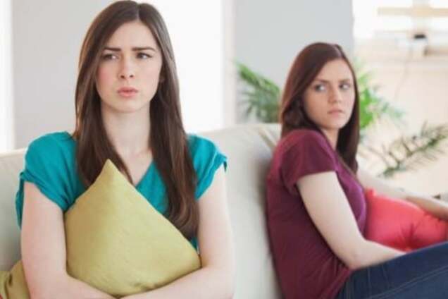 Топ-6 причин прекратить отношения с лучшей подругой