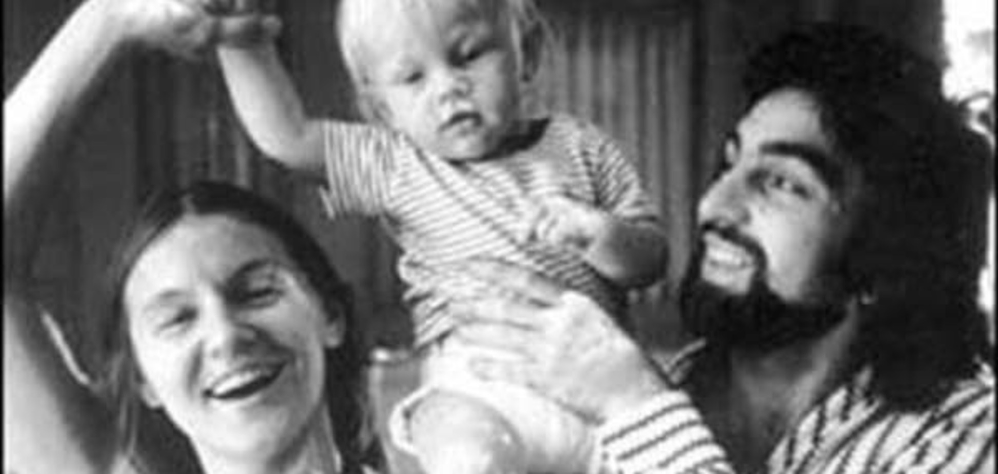 ДиКаприо с родителями и студентка Литвинова: опубликованы редкие фото