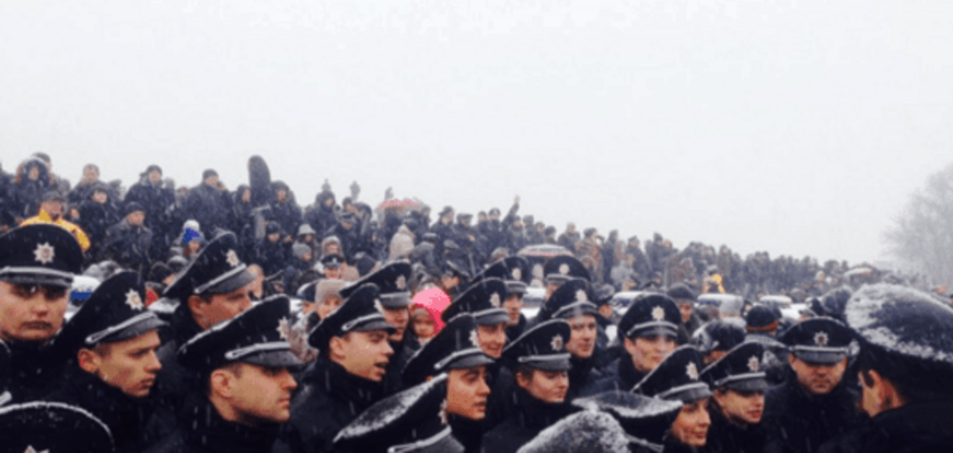 'Отчаянно' служили: в Днепропетровске уволили пять полицейских