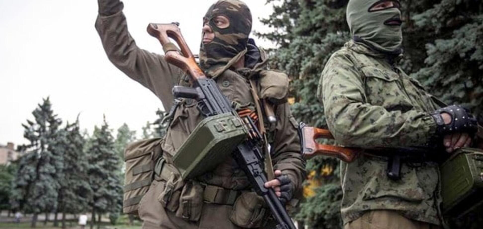 На Донбасі терористи вдарили по окупованих населених пунктах 