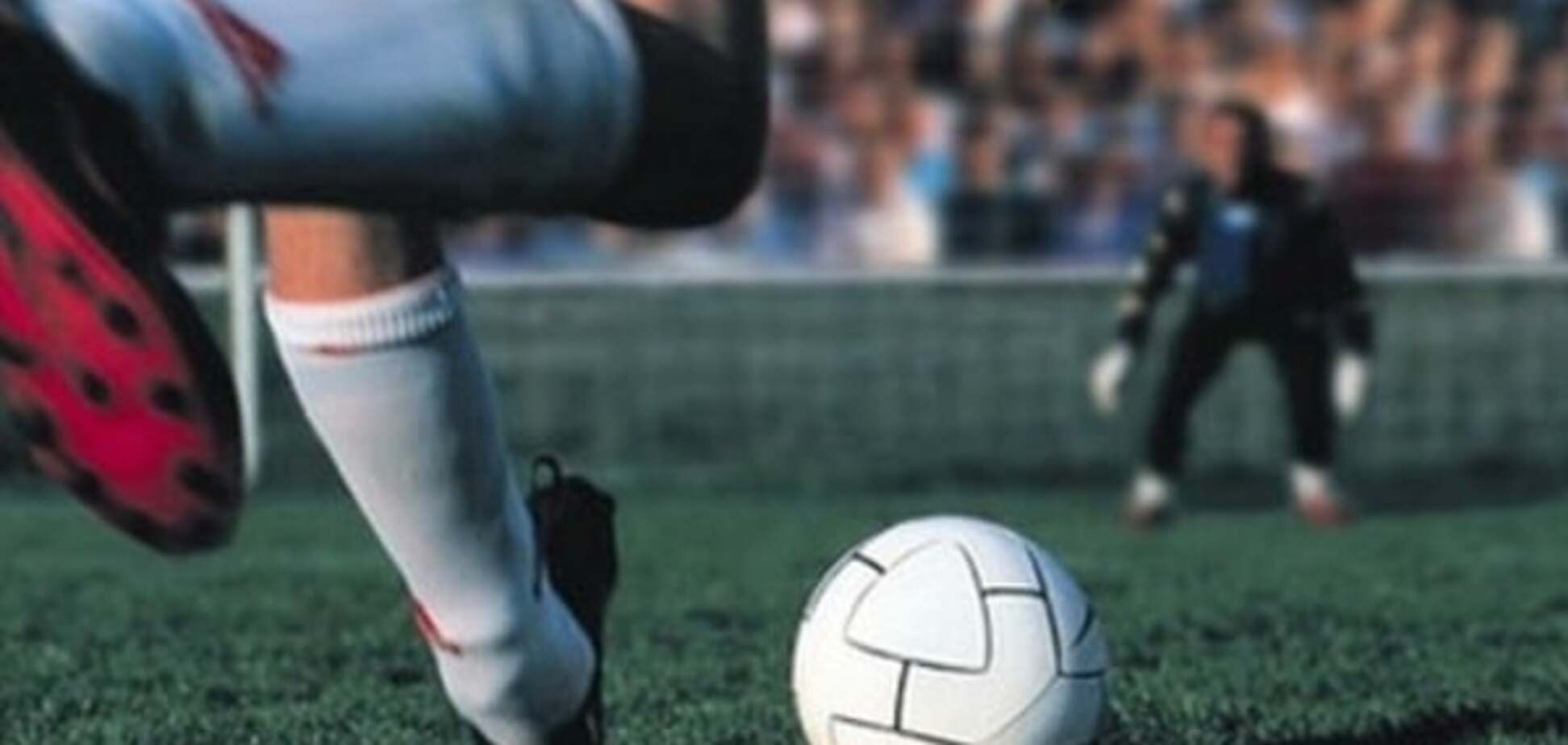 В Ирландии защитник совершил 'чудо' после удаления вратаря: видео момента