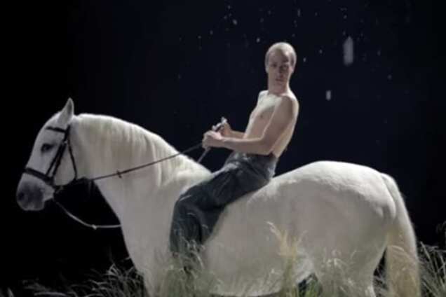 Водка, Pussy Riot и война: во время отбора на 'Евровидение' в Словении показали клип о Путине-царе