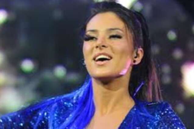 Злата Огневич спела новую песню в неожиданном наряде