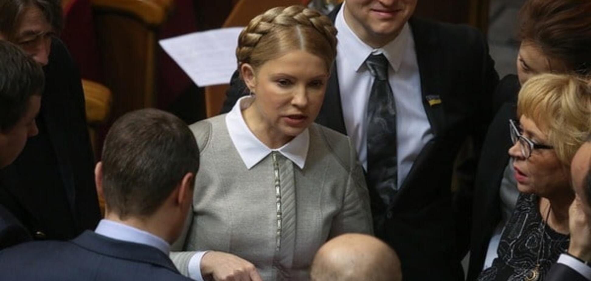 Тимошенко обвинила Яценюка в продаже стратегических госинтересов Украины