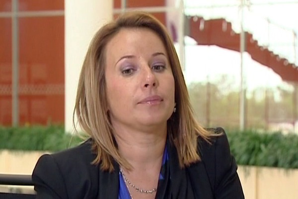 Подозрительные 'лайки': пресс-секретарь Медведева 'почистила' свои соцсети после марша памяти Немцова