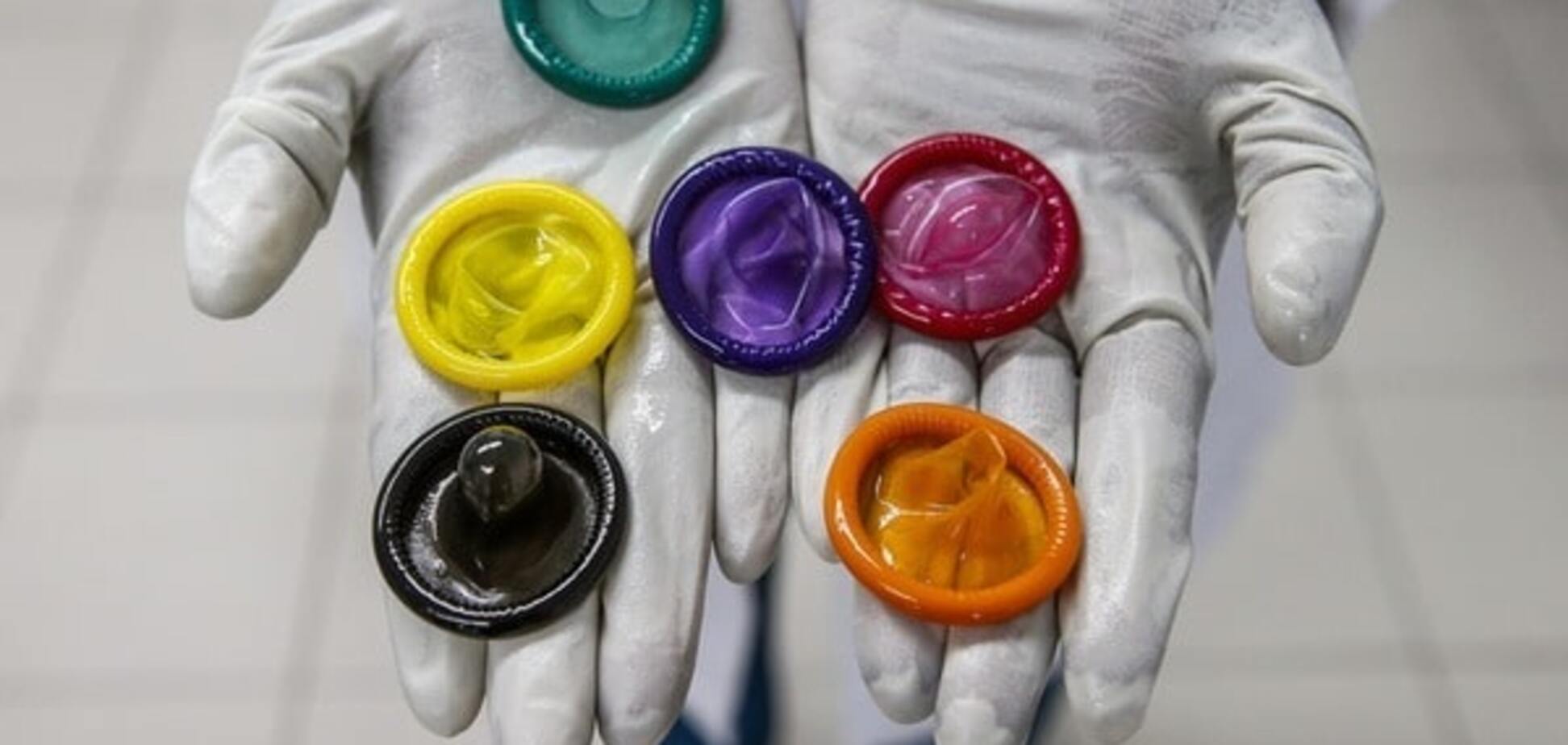 Вещества в детских сосках и презервативах могут вызвать рак - ВОЗ