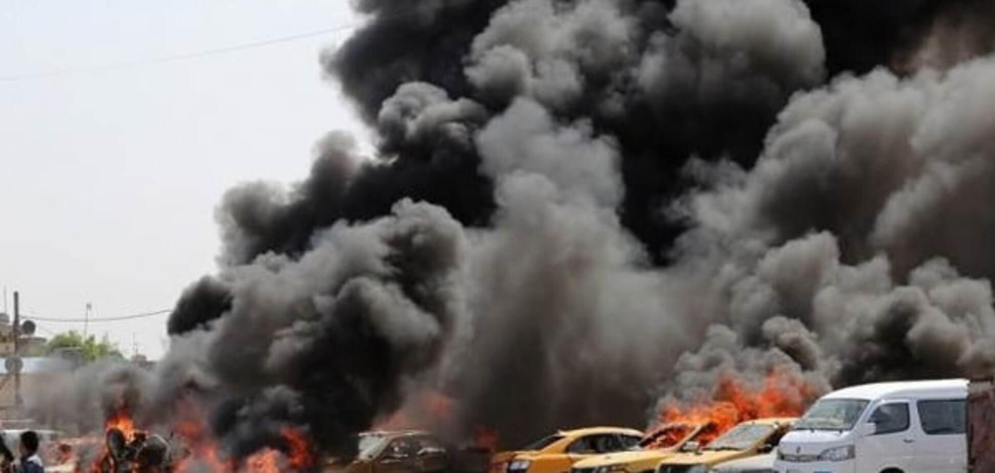 В Ираке террорист-смертник взорвал себя на похоронах: не менее 40 жертв