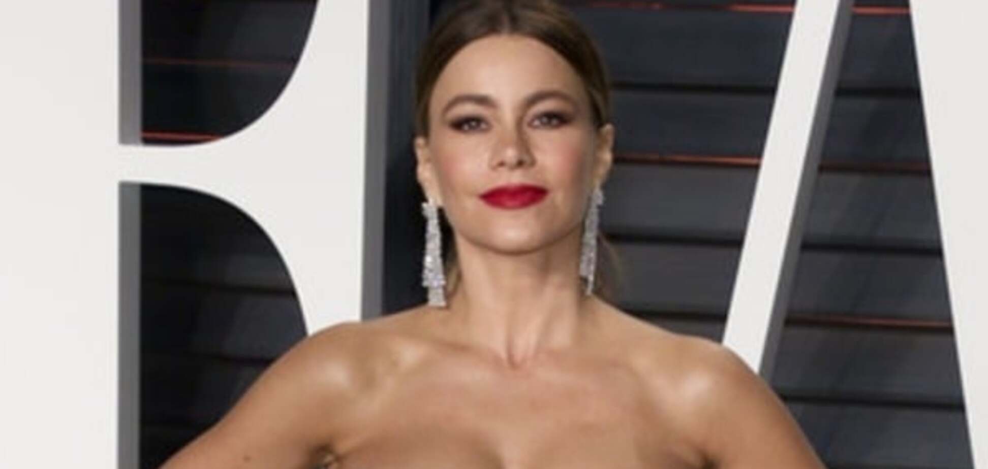 'Оскар-2016': звезды пришли на афтепати в 'голых' платьях