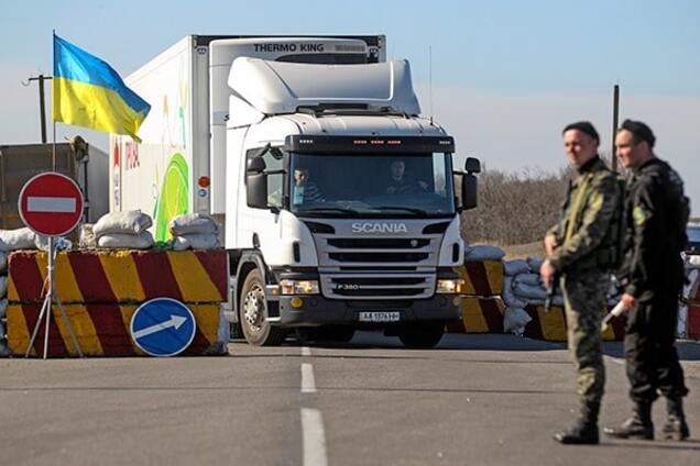 Скасування блокади Криму: суд ухвалив перше рішення за постановою Кабміну