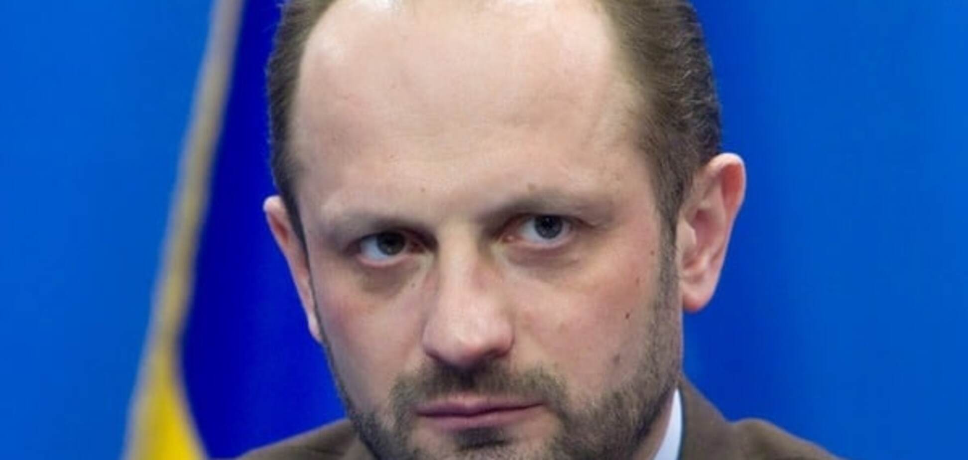 О переписывании Конституции ради Донбасса нужно забыть - Безсмертный