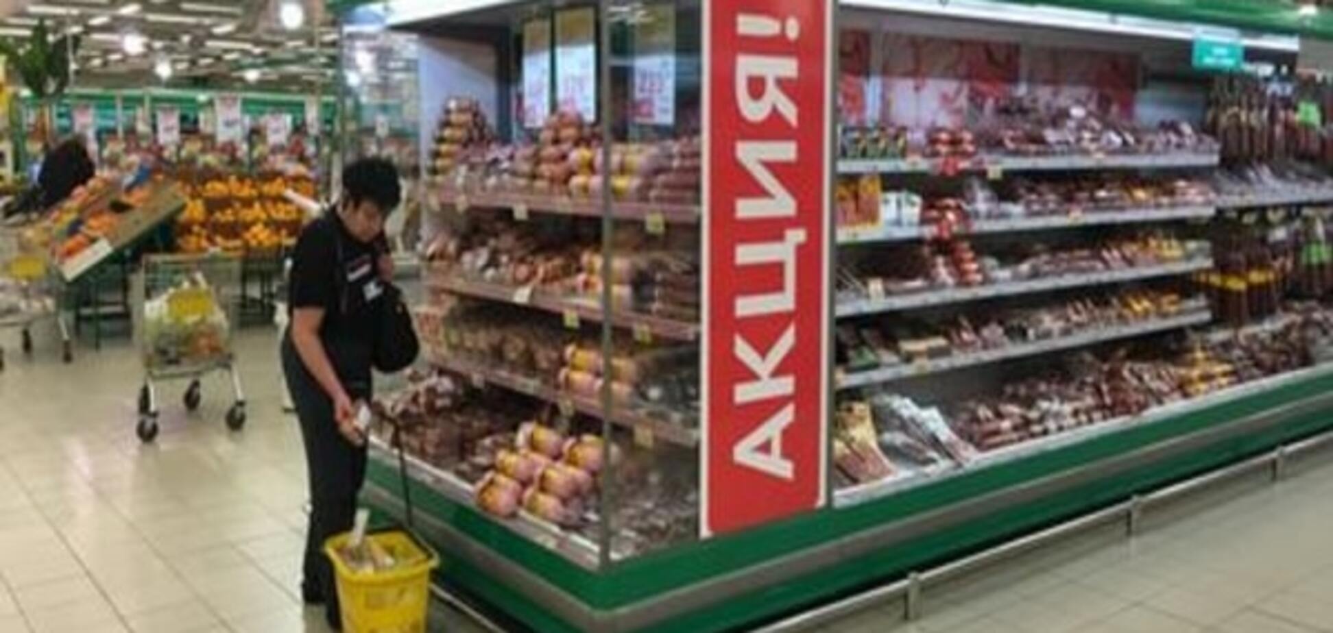 Кризис в РФ: россияне стали меньше покупать и отказываются от деликатесов