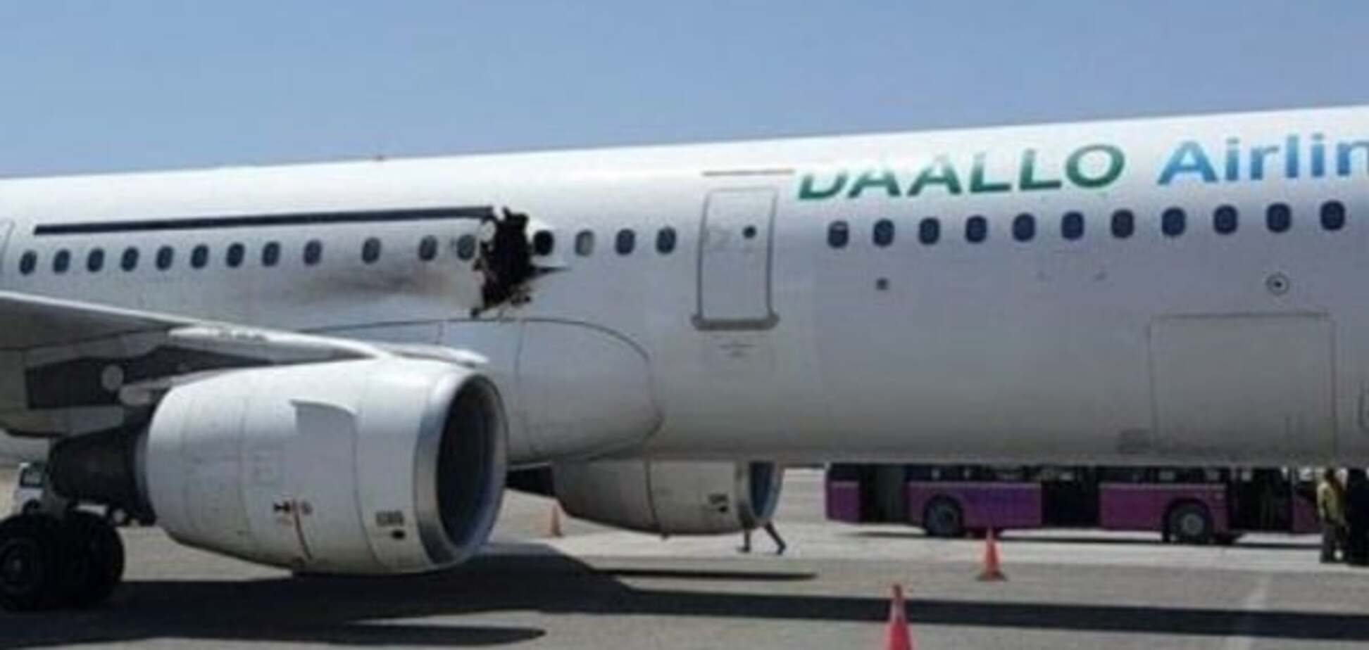 На борту экстренно севшего Airbus А321 в Сомали нашли следы взрывчатки - CNN