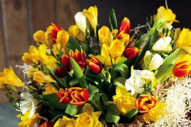 Подарунок директору: у київському офісі вибухнув букет квітів