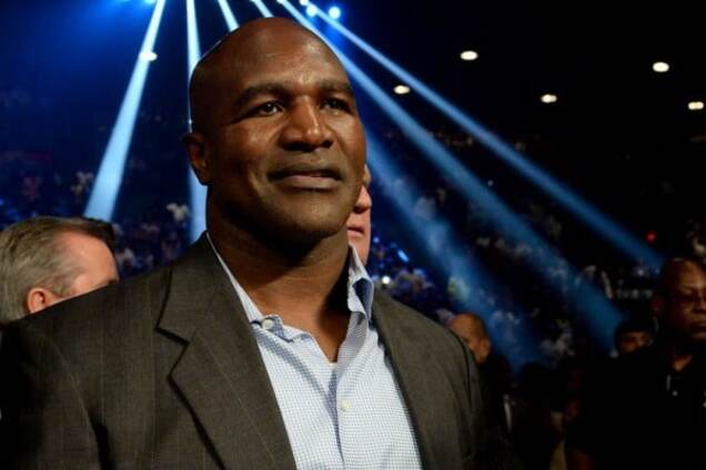 Легендарный Холифилд объяснил, как Кличко победить в реванше с Фьюри