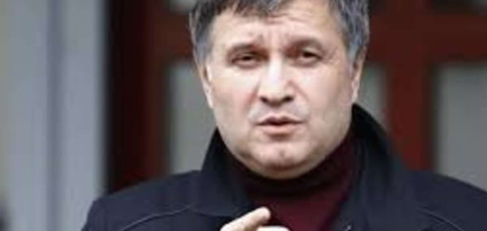 Газ и $40 млн: Лещенко объявил, кто займется схемами Авакова