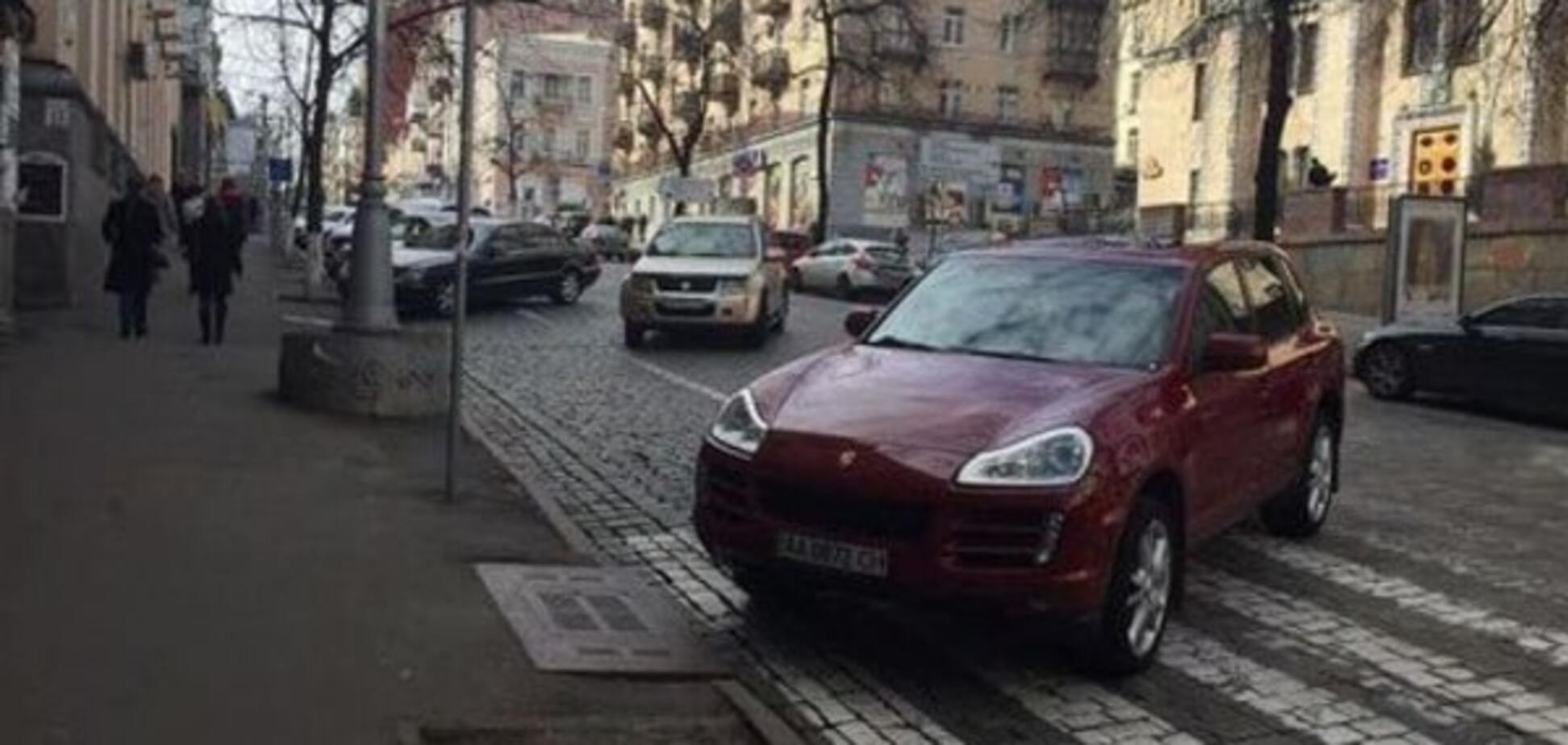 Тремтіть, автохами: в Україні створять єдину базу 'героїв паркування'