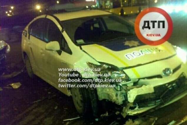 ДТП с авто полиции в Киеве: стали известны подробности