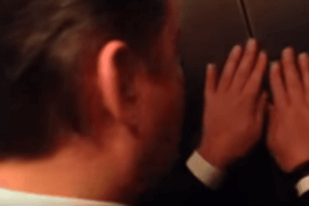 'Замурували, скотиняки!' Ляшко з колегами застряг у ліфті Ради: відеофакт