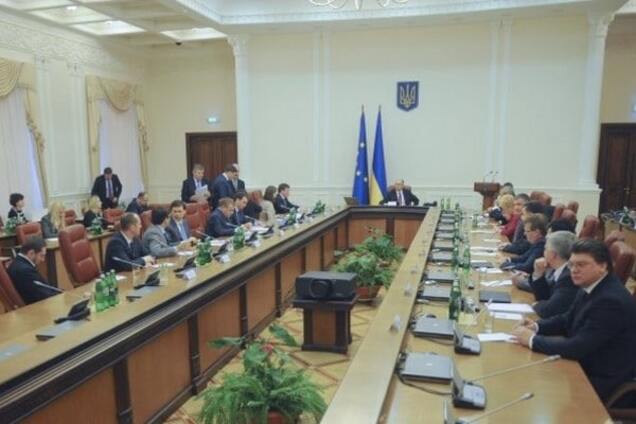 Кулю в лоба Яценюк тоже отозвал?