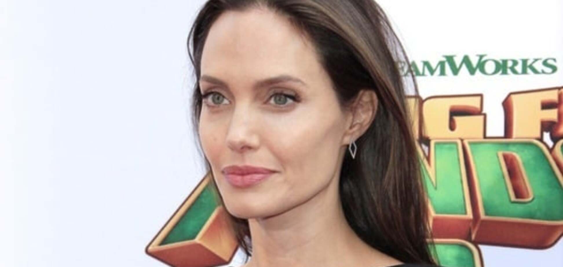 Психолог пояснив страшну худобу Анджеліни Джолі