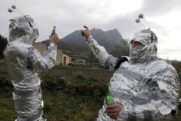 Вчені пояснили, чому прибульці не спілкуються з людьми