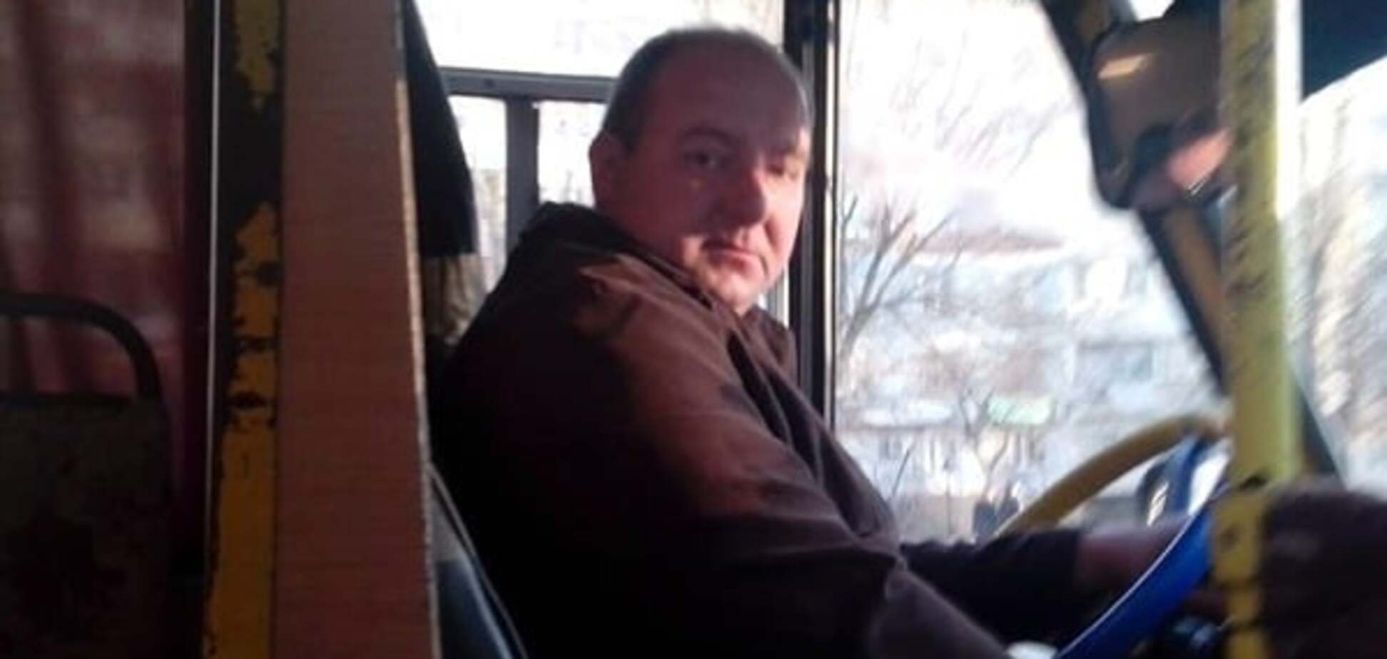 'Пошли на*ер отсюда!' В Запорожье маршрутчик-сепаратист отказался везти бойца АТО