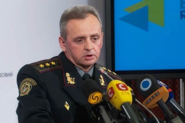 Муженко рассказал о маневрах россиян у границ Украины