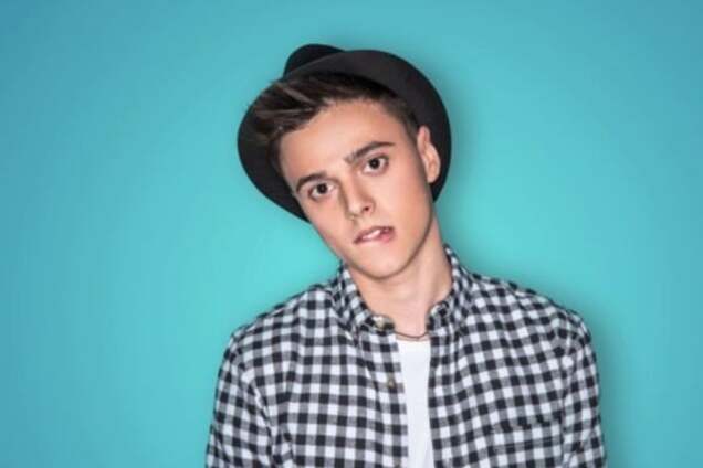 Украинский певец Alekseev произвел фурор на шоу Урганта в России