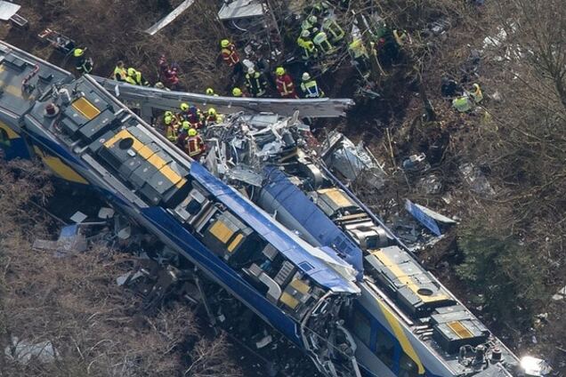 В Германии назвали причину железнодорожной катастрофы
