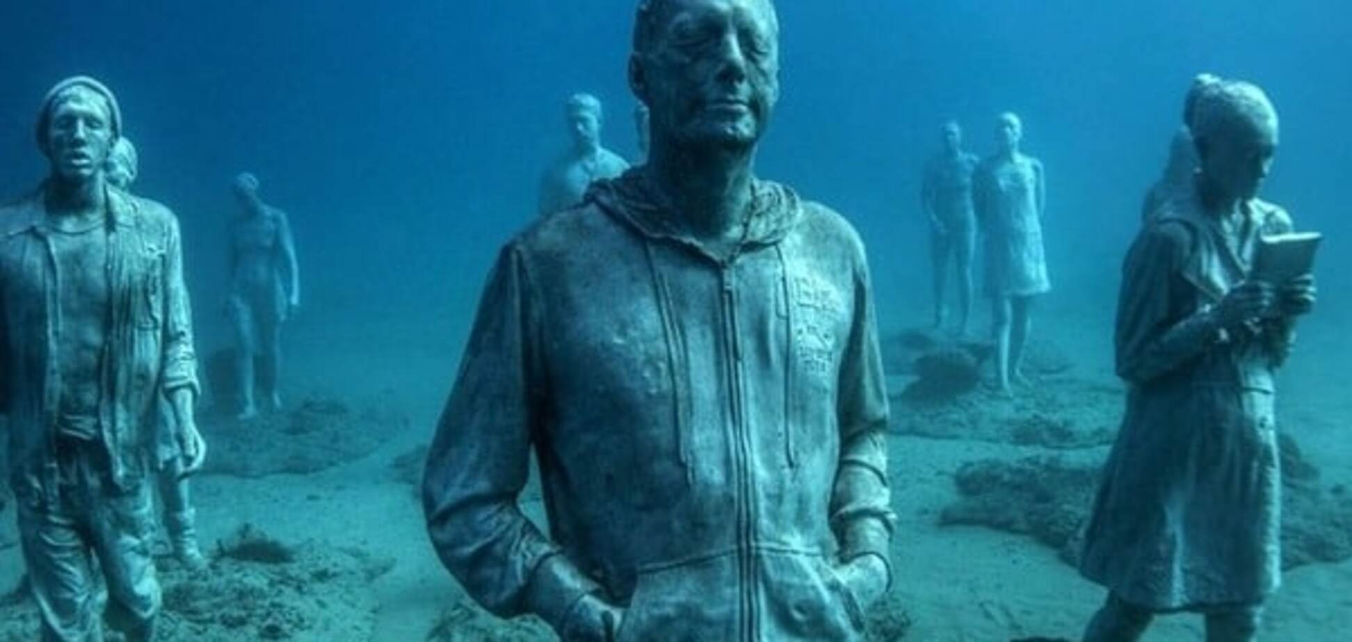 Скульптуры под водой: в Европе создали уникальный музей для дайверов