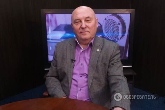 Военное положение: генерал объяснил, зачем Украине 'мучительные' минские переговоры