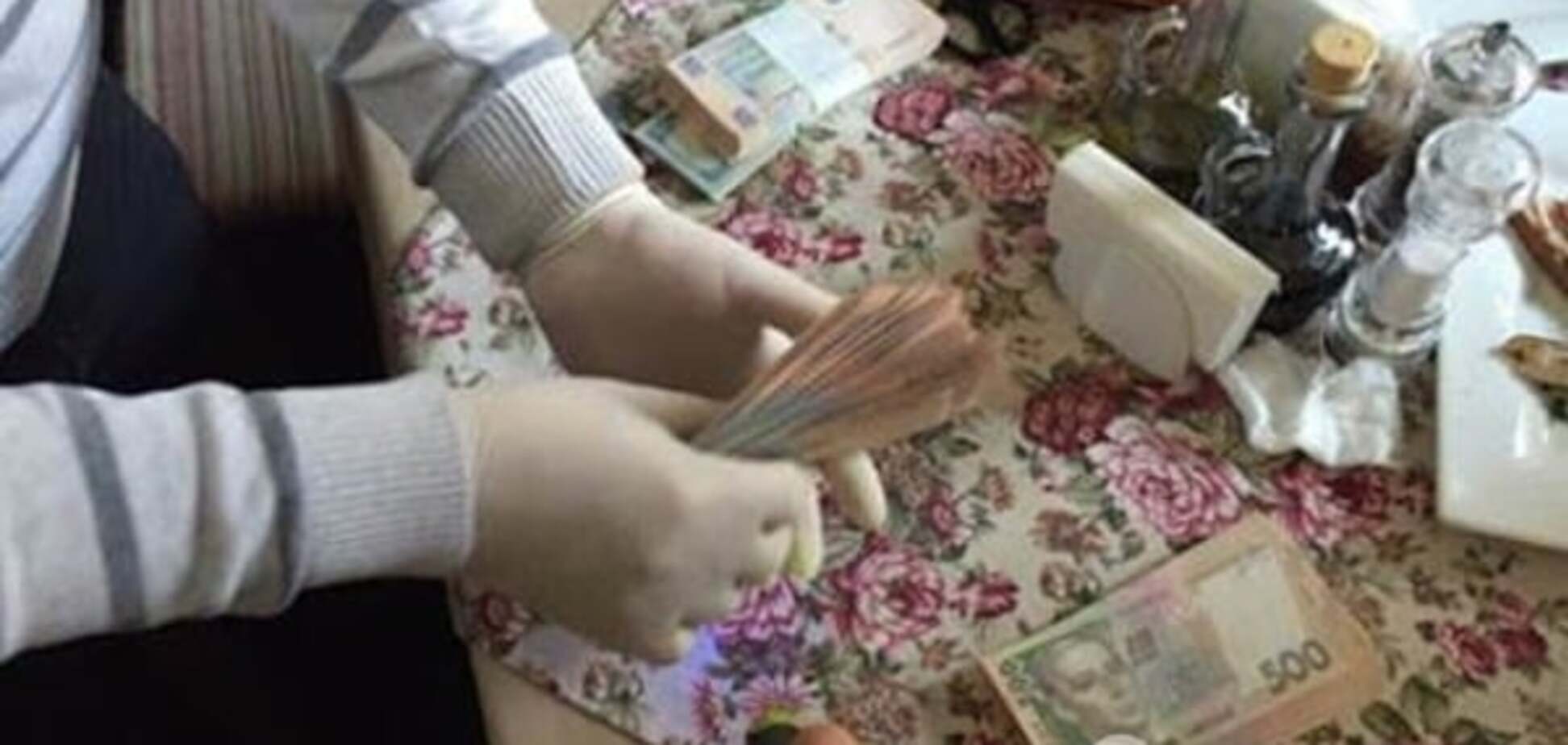 Директор держпідприємства в обмін на землю в Київській області вимагав хабар у $110 тисяч