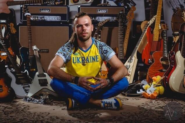 Опросник Пруста: автор рок-версии гимна Украины откровенно рассказал о себе