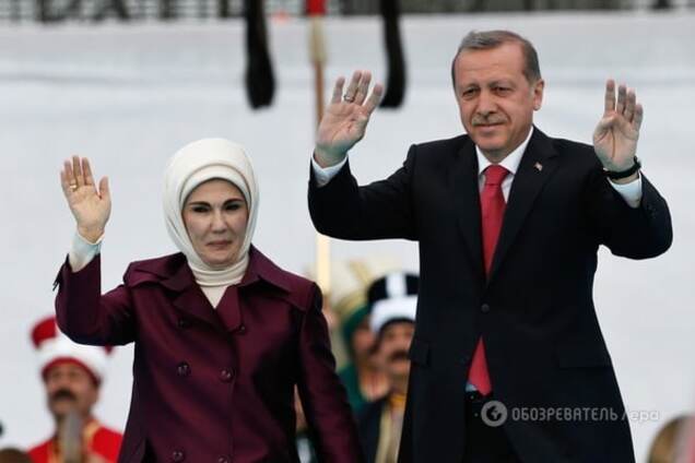 Первая леди Турции назвала гаремы 'школой для женщин'