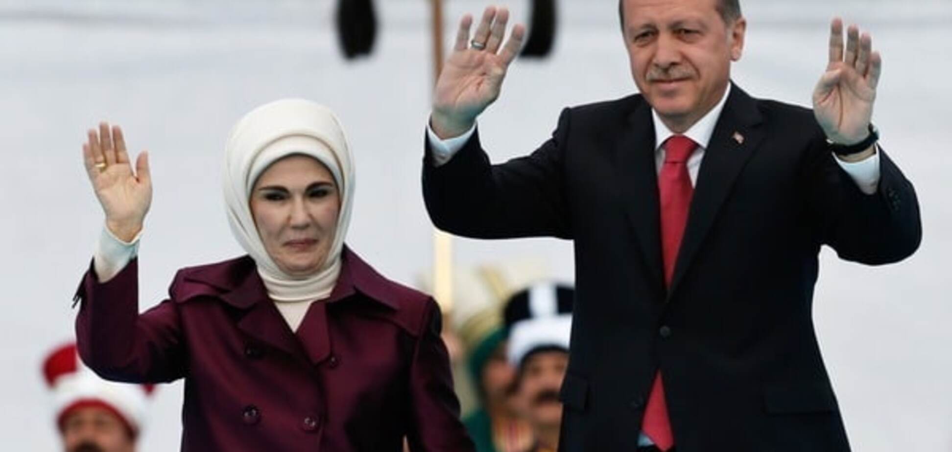 Первая леди Турции назвала гаремы 'школой для женщин'