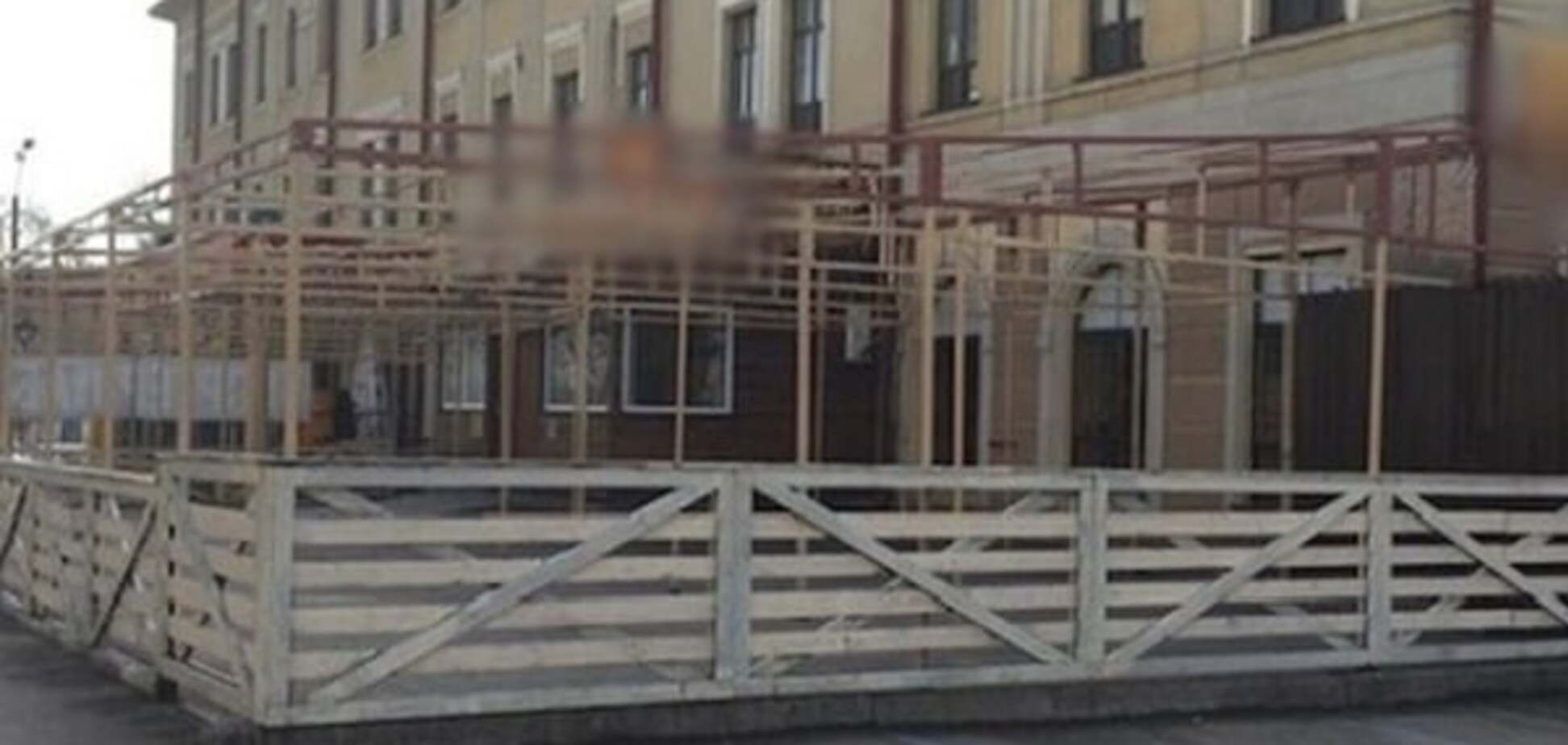В Киеве парни устроили драку в пабе