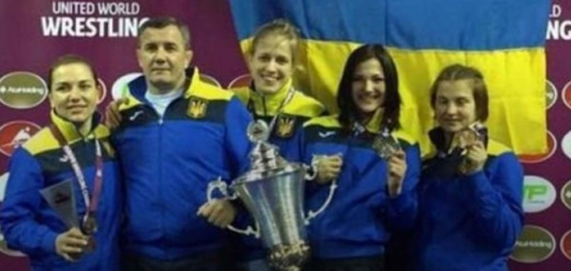 Збірна України виграла чемпіонат Європи з боротьби - 12 березня 2016