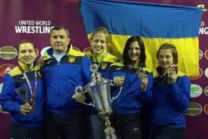 Украинки выиграли чемпионат Европы по борьбе