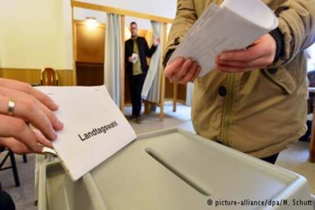 Коментар: Голосування у непростий час