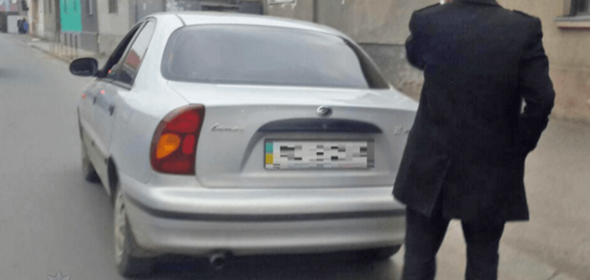 В Мукачево патрульные поймали пьяного прокурора за рулем: опубликованы фото