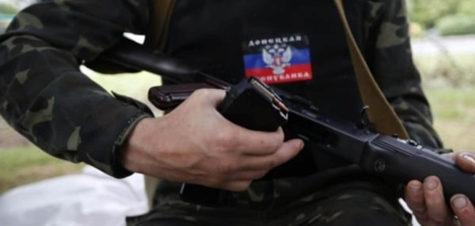Террористы из тяжелого оружия ударили по 'своему' населенному пункту на Донбассе