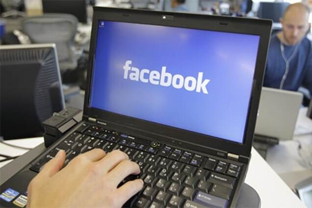 В Турции из-за теракта заблокировали Twitter и Facebook