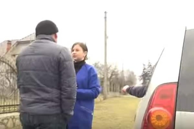 'У нас здесь хуже, чем в 90-х': на Ривненщине 'хазяин' 'янтарного района' пригрозил журналистам