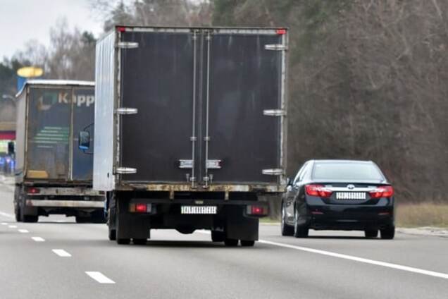 Луценко попался на тройном нарушении ПДД: опубликовано видео