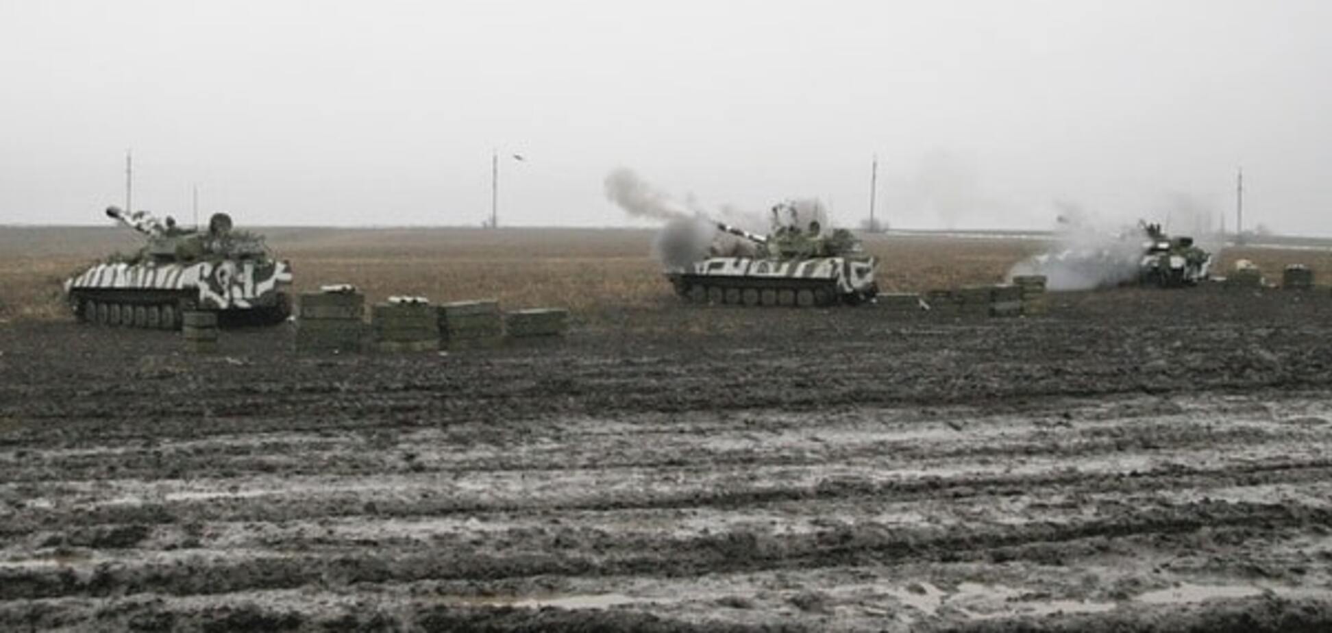Выжженная земля: террористы обстреляли Авдеевку из танка