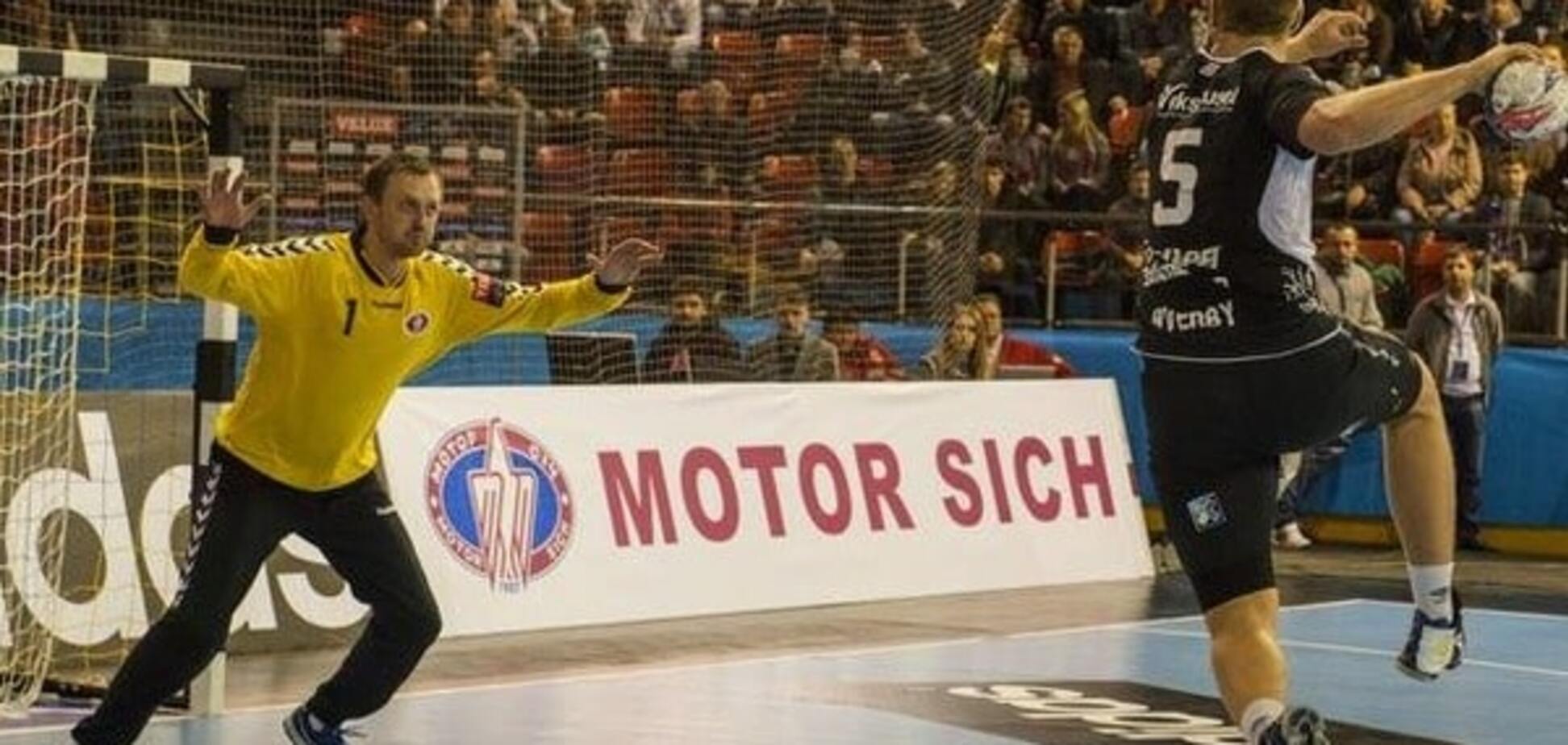 Вратарь Мотора Кошевой