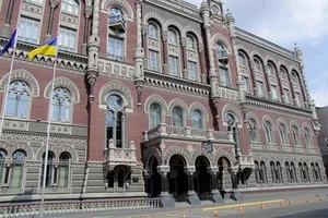 Уряд чи НБУ: хто гірше?