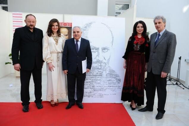 В Национальном музее Шевченко появилась 'дипломатическая библиотека'