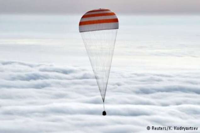 Екіпаж космічного корабля 'Союз ТМА-18М' успішно приземлився в казахських степах